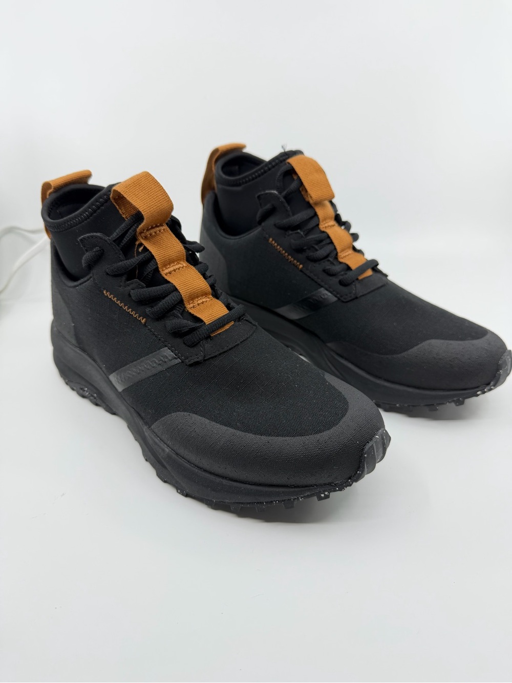 York Athletics The Via All-Terrain shoes in black with orange detailing SZ 8.5